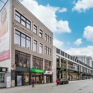https://apartments-poznan-plwiejska.poznan-hotels.com